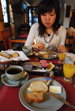 写真：ペリカンホテルの朝食