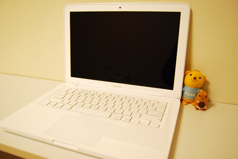 新しいMacBookだ！！