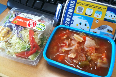 【ダイエット3日目】昼：脂肪燃焼スープ+サラダ